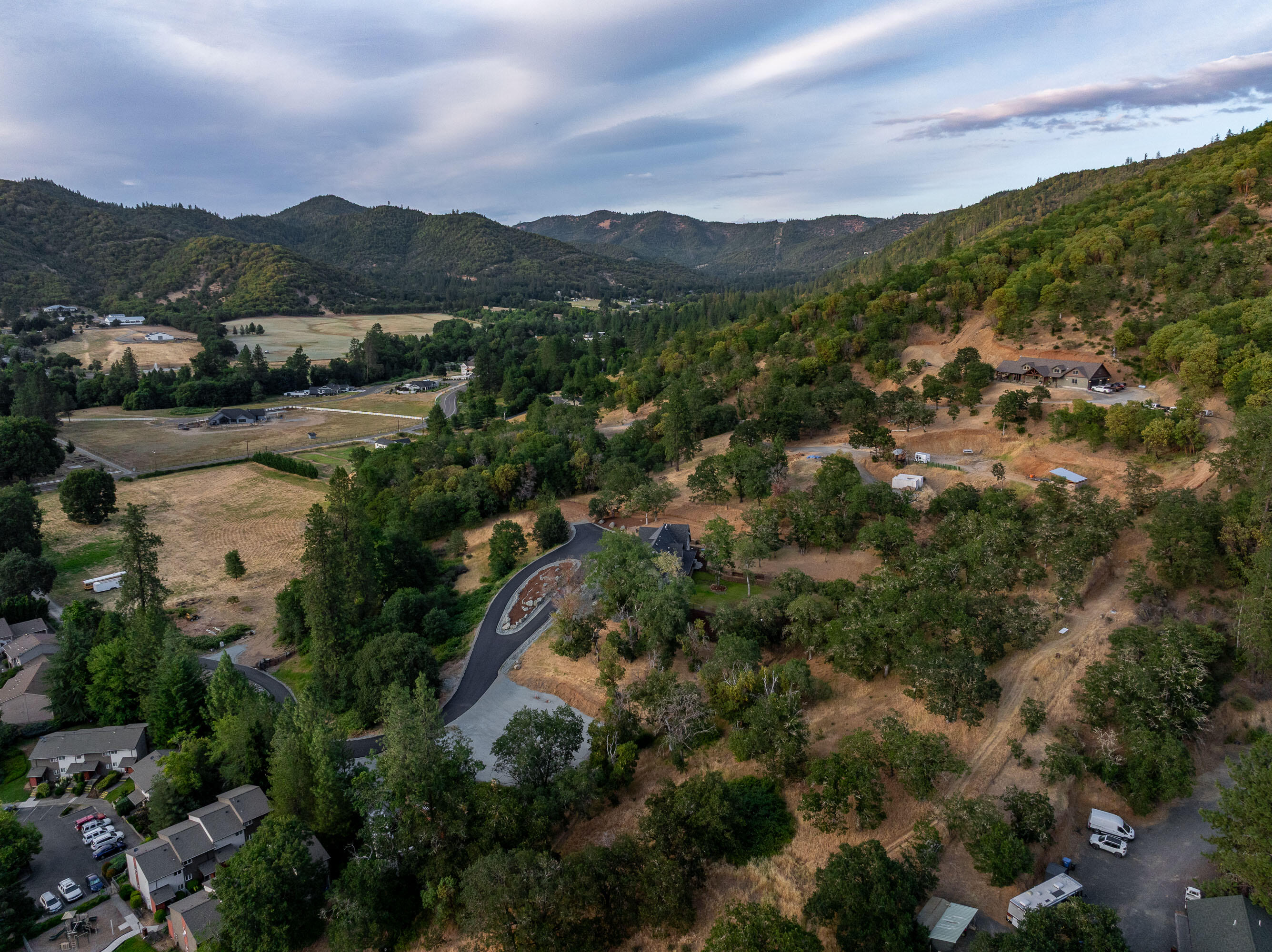 182 Wards Creek Road Rogue River, OR 97537 - Photo 77 of 80 DRONE (3 of 15)