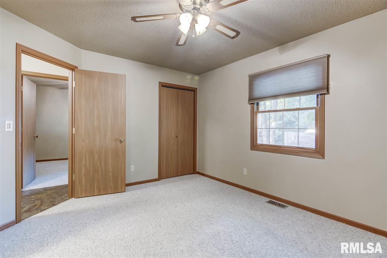 74 Amherst Drive Springfield, IL 62702 - Photo 20 of 32