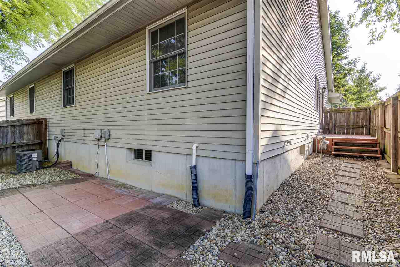 74 Amherst Drive Springfield, IL 62702 - Photo 29 of 32