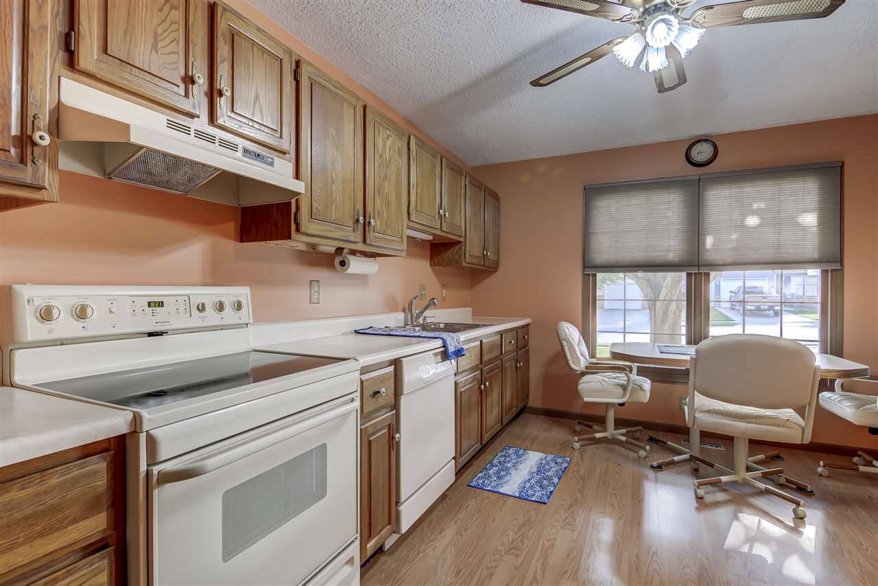 74 Amherst Drive Springfield, IL 62702 - Photo 8 of 32