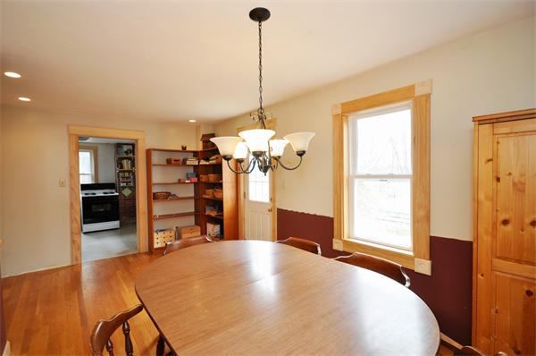 2 Maple Court Maynard, MA 01754 - Photo 5 of 12 Gallery Image 5