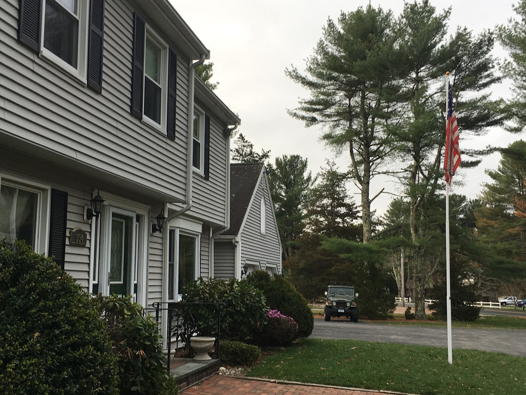 334 Walnut Plain Road Rochester, MA 02770 - Photo 6 of 9