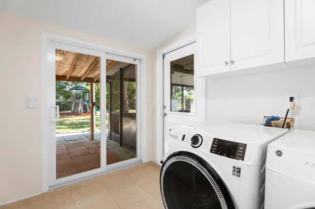 $609,999 | 607 West Perry Street, Lantana, FL 33462