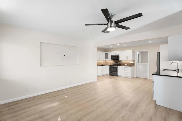 $609,999 | 607 West Perry Street, Lantana, FL 33462