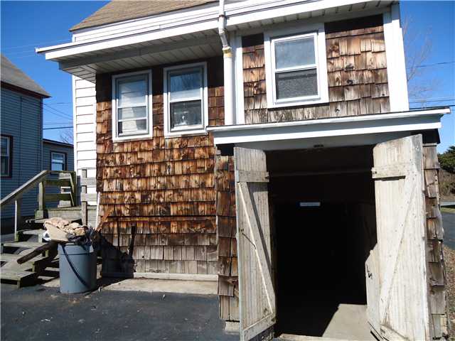 207 Lake Road Webster, NY 14580 - Photo 1 of 1 Exterior Front