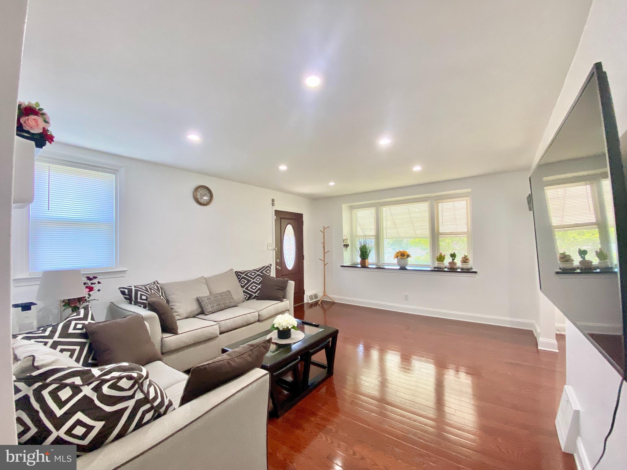 2803 Rhawn Street Philadelphia, PA 19152 - Photo 7 of 33 Gallery Image 7