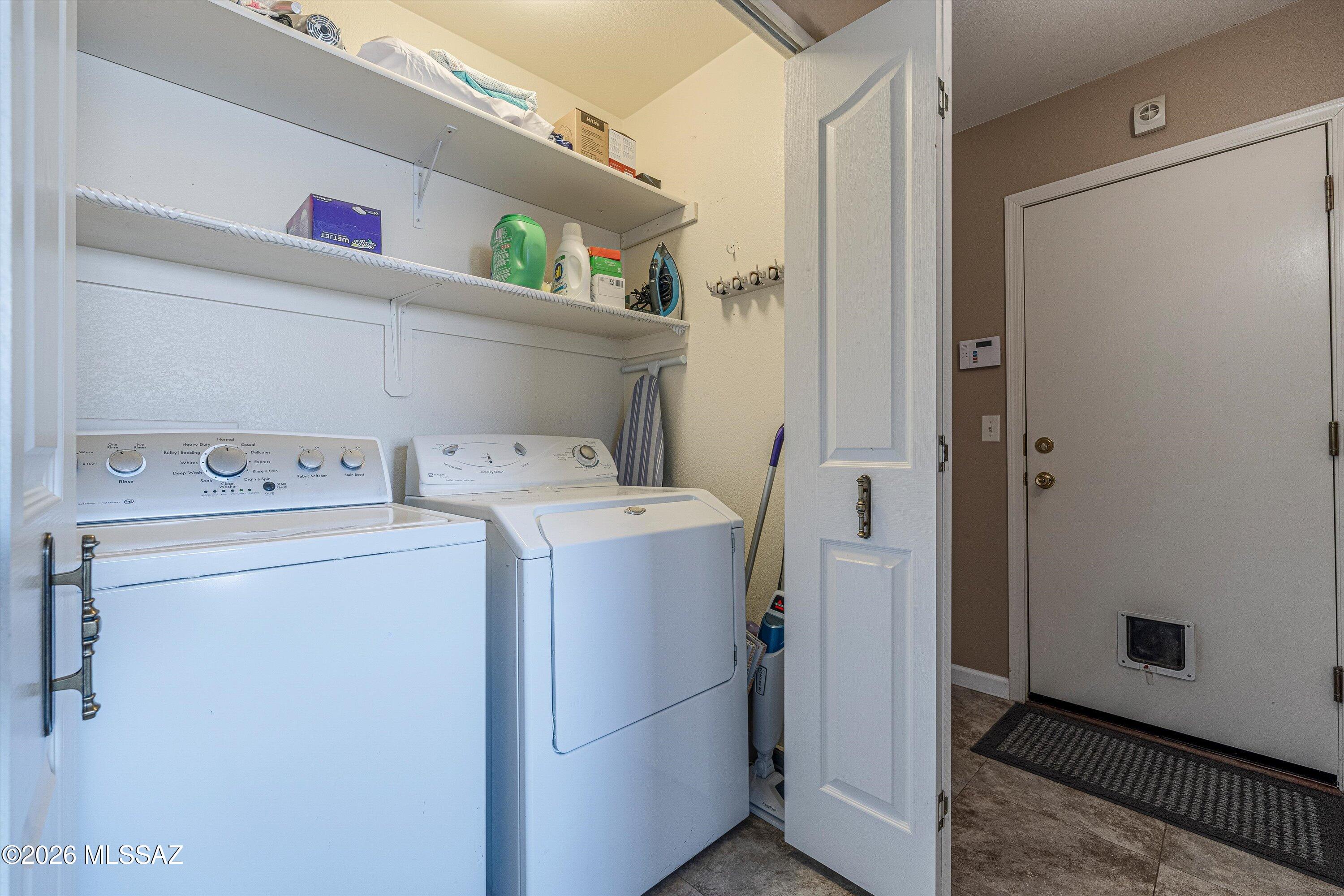 10790 South April Spring Place Vail, AZ 85641 - Photo 29 of 31 25-Laundry Area