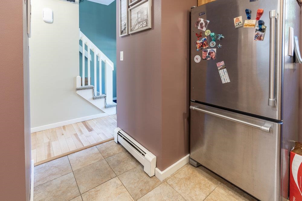 7 Kirriemuir Road Stratham, NH 03885 - Photo 6 of 33
