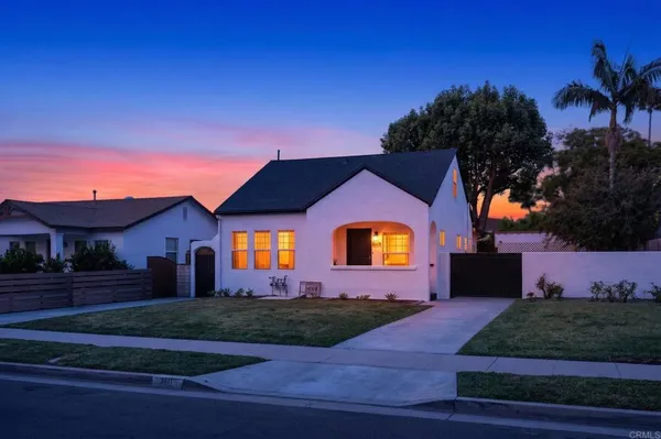 $1,499,999 | 3811 Boyce Avenue, Los Angeles, CA 90039