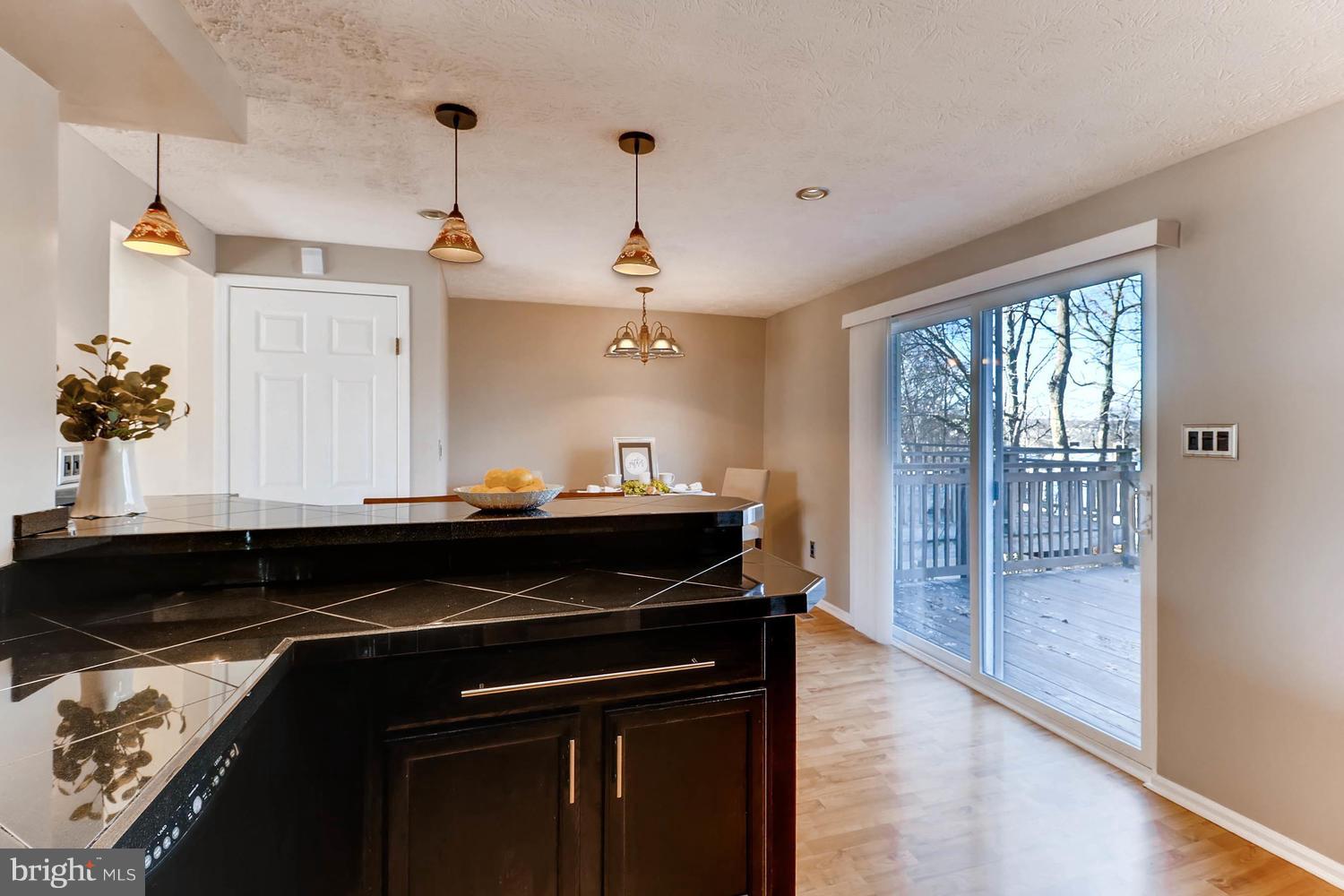44 Trailwood Road Baltimore, MD 21236 - Photo 8 of 28 Kitchen w/ granite counters