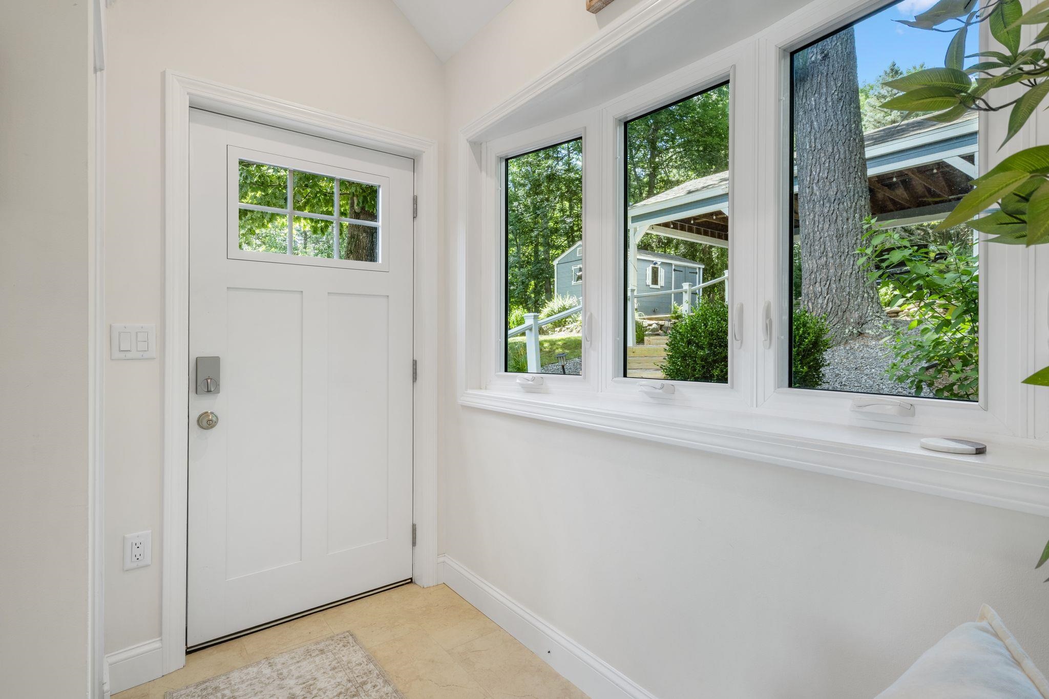 2 Fox Street Windham, NH 03087 - Photo 5 of 60 Gallery Image 5