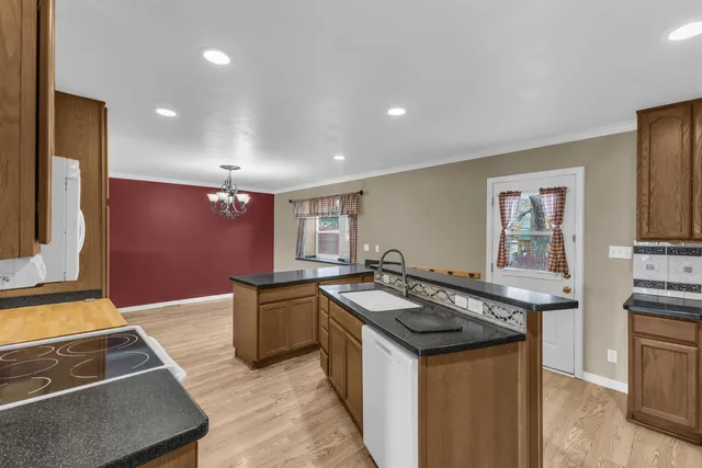 $405,000 | 195 Grandview Drive, Green River, WY 82935