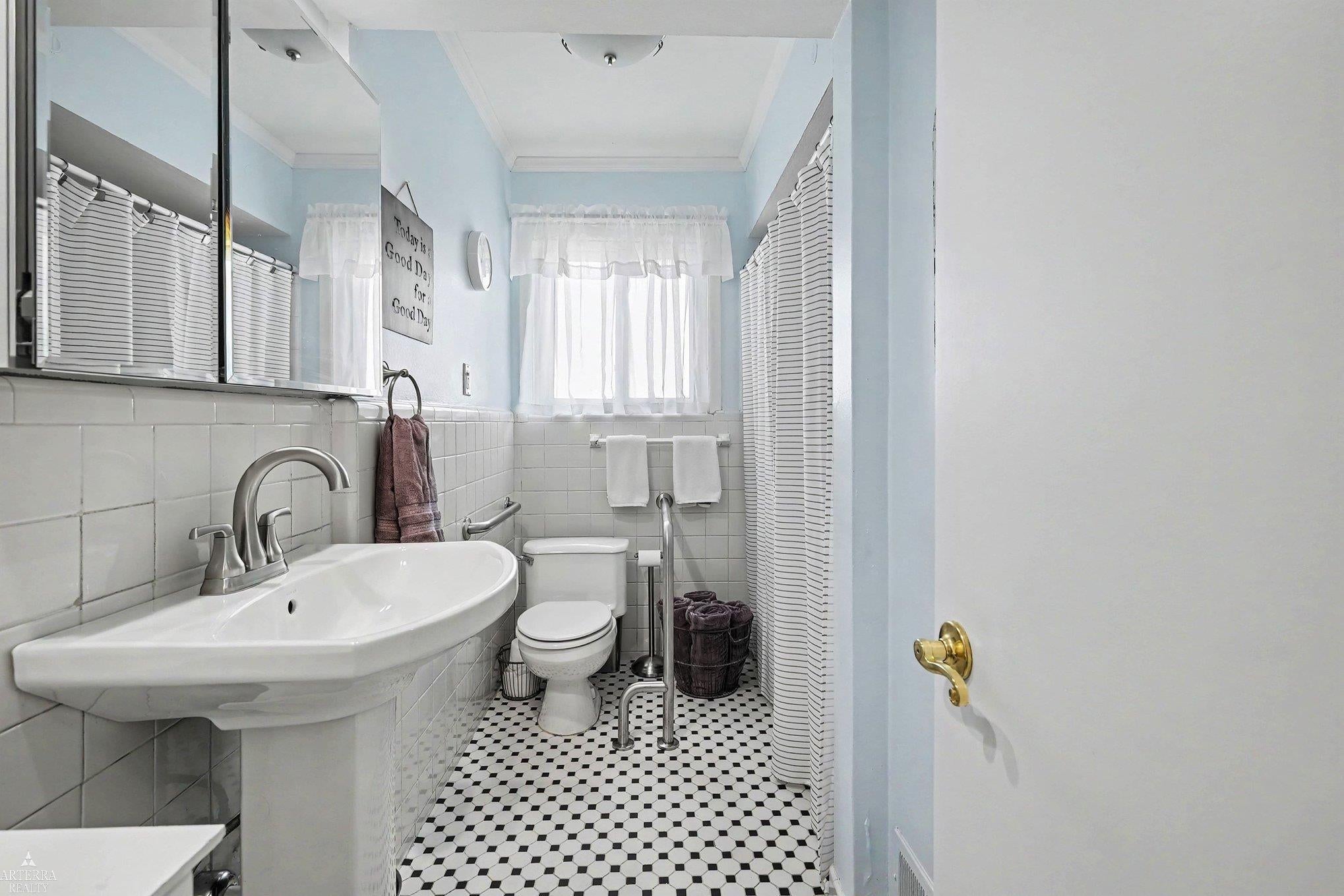 11209 Erdmann Road Sterling Heights, MI 48314 - Photo 16 of 26 Gallery Image 16