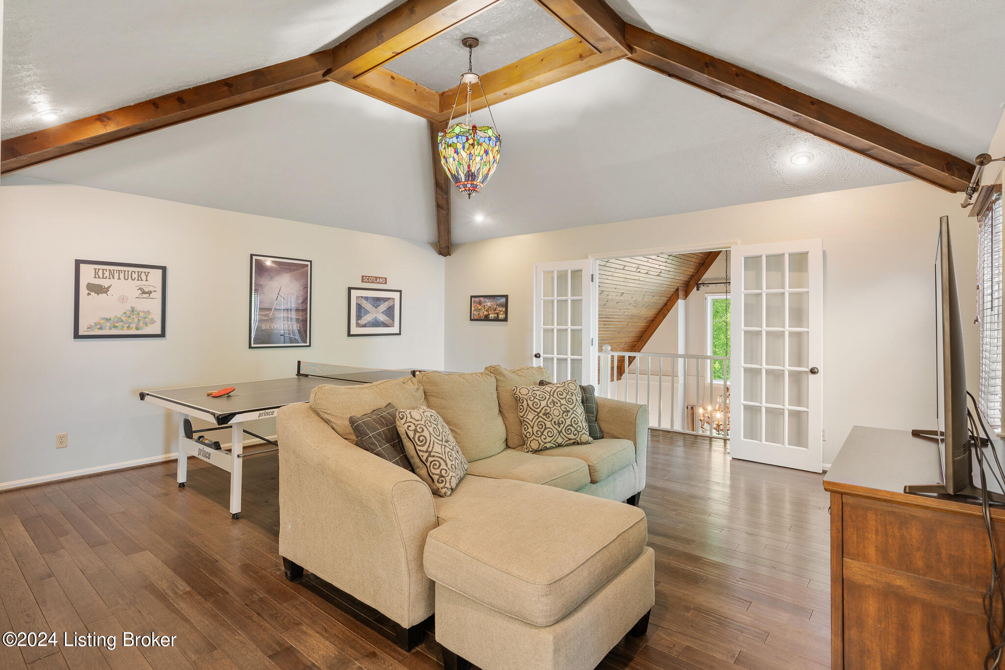 2312 Fallsview Road Louisville, KY 40207 - Photo 27 of 63 2312 Fallsview Rd-29