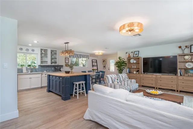 $750,000 | 1631 Northeast 165th Street, Citra, FL 32113