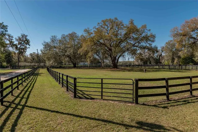 $750,000 | 1631 Northeast 165th Street, Citra, FL 32113