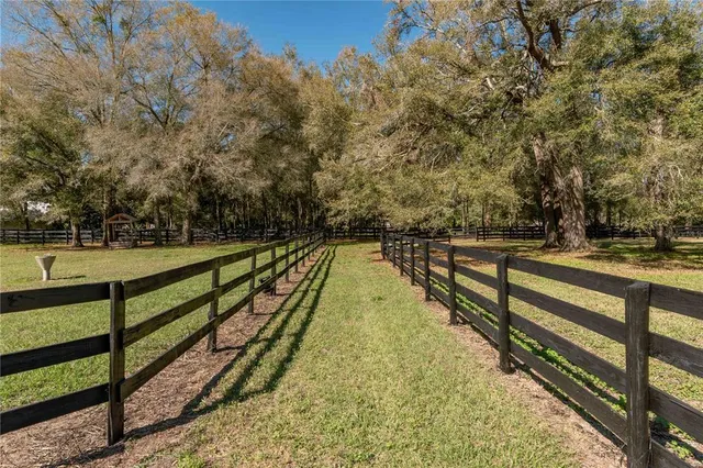 $750,000 | 1631 Northeast 165th Street, Citra, FL 32113