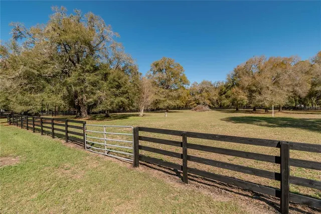 $750,000 | 1631 Northeast 165th Street, Citra, FL 32113