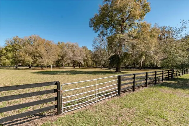 $750,000 | 1631 Northeast 165th Street, Citra, FL 32113