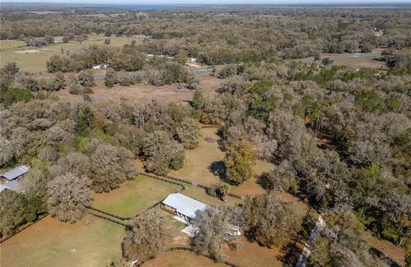an aerial view of a yard