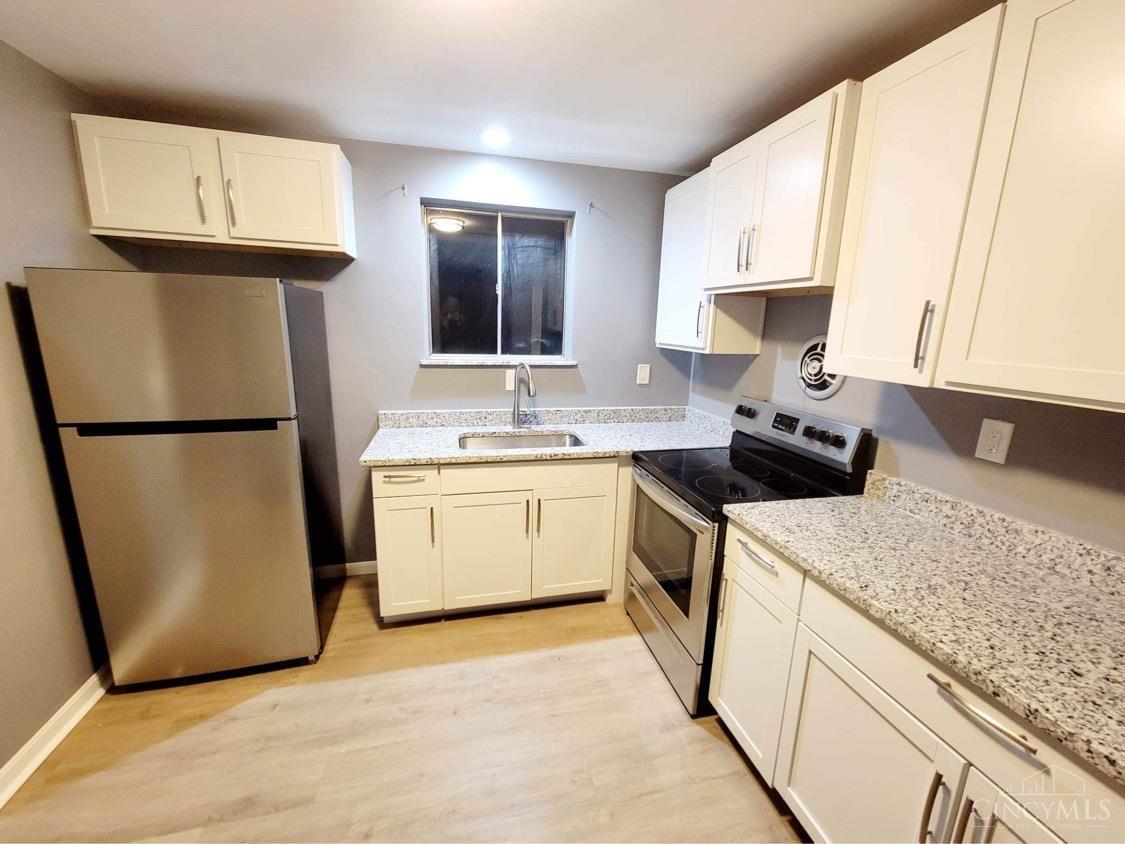 7889 Stillwell Road Cincinnati, OH 45237 - Photo 4 of 12