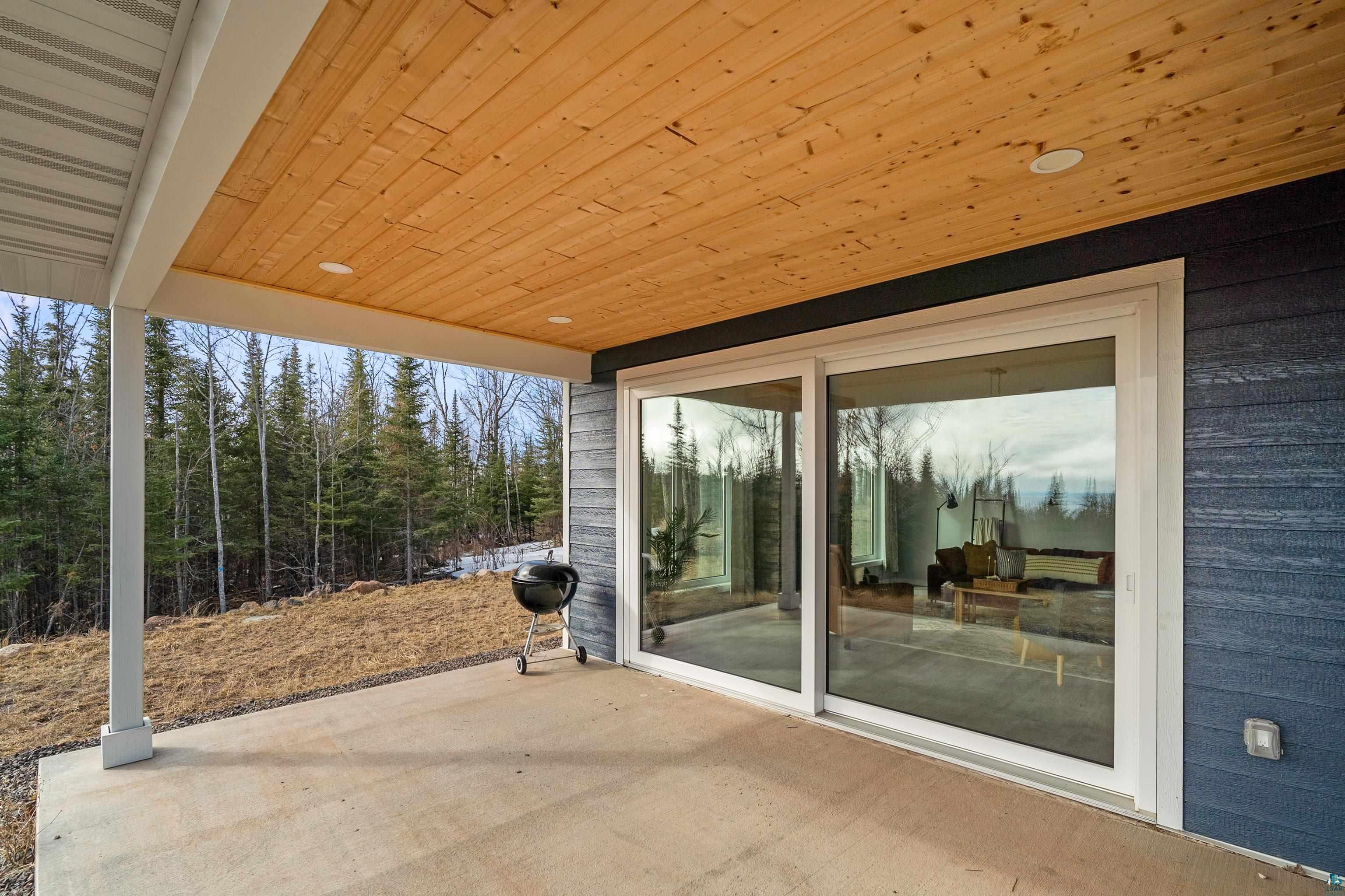 664 Wildridge Drive Two Harbors, MN 55616 - Photo 12 of 50