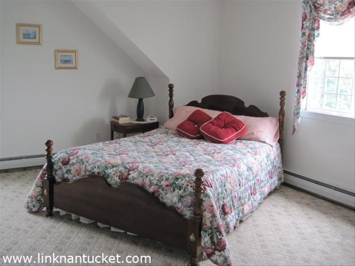 34 Hummock Pond Road Nantucket, MA 02554 - Photo 7 of 11 Gallery Image 7
