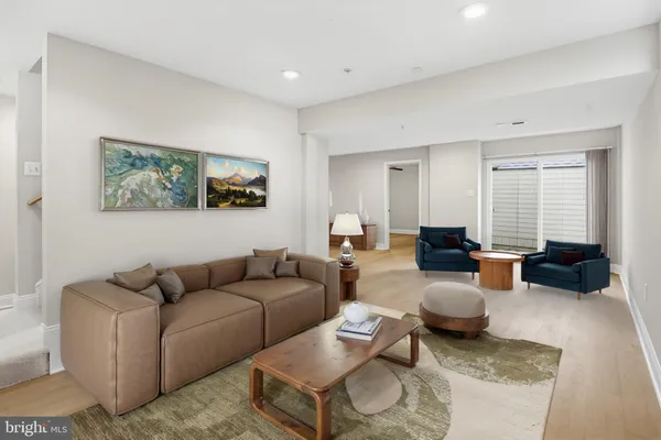 $699,900 | 14603 Farnham Lane, Laurel, MD 20707