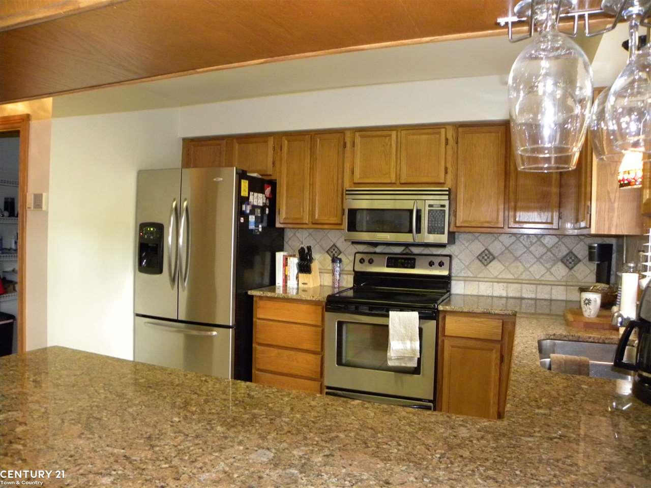 2179 Rochelle Park Drive, Unit 64 Rochester Hills, MI 48309 - Photo 8 of 25