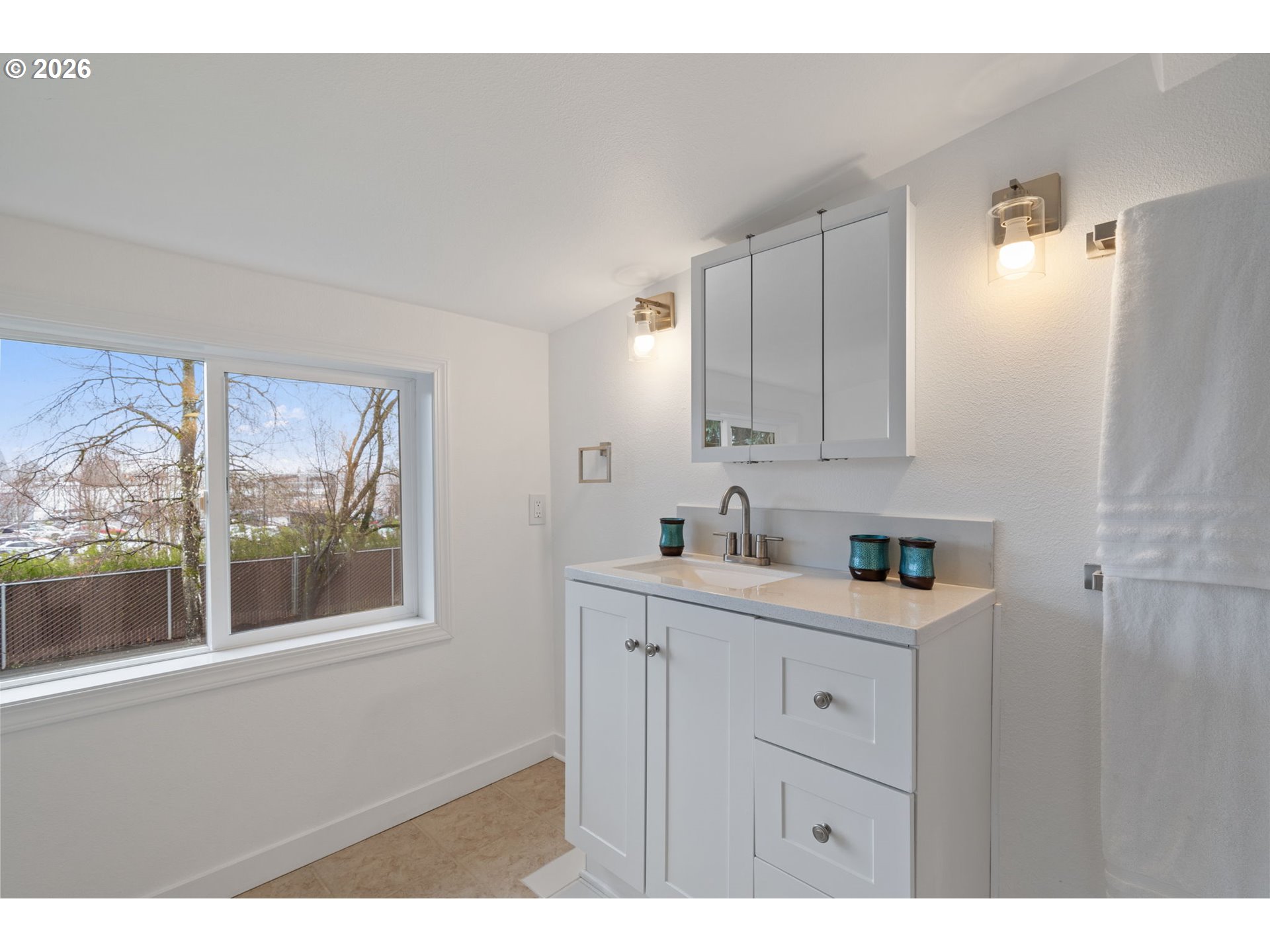 4175 Southwest Tualaway Avenue Beaverton, OR 97005 - Photo 37 of 45