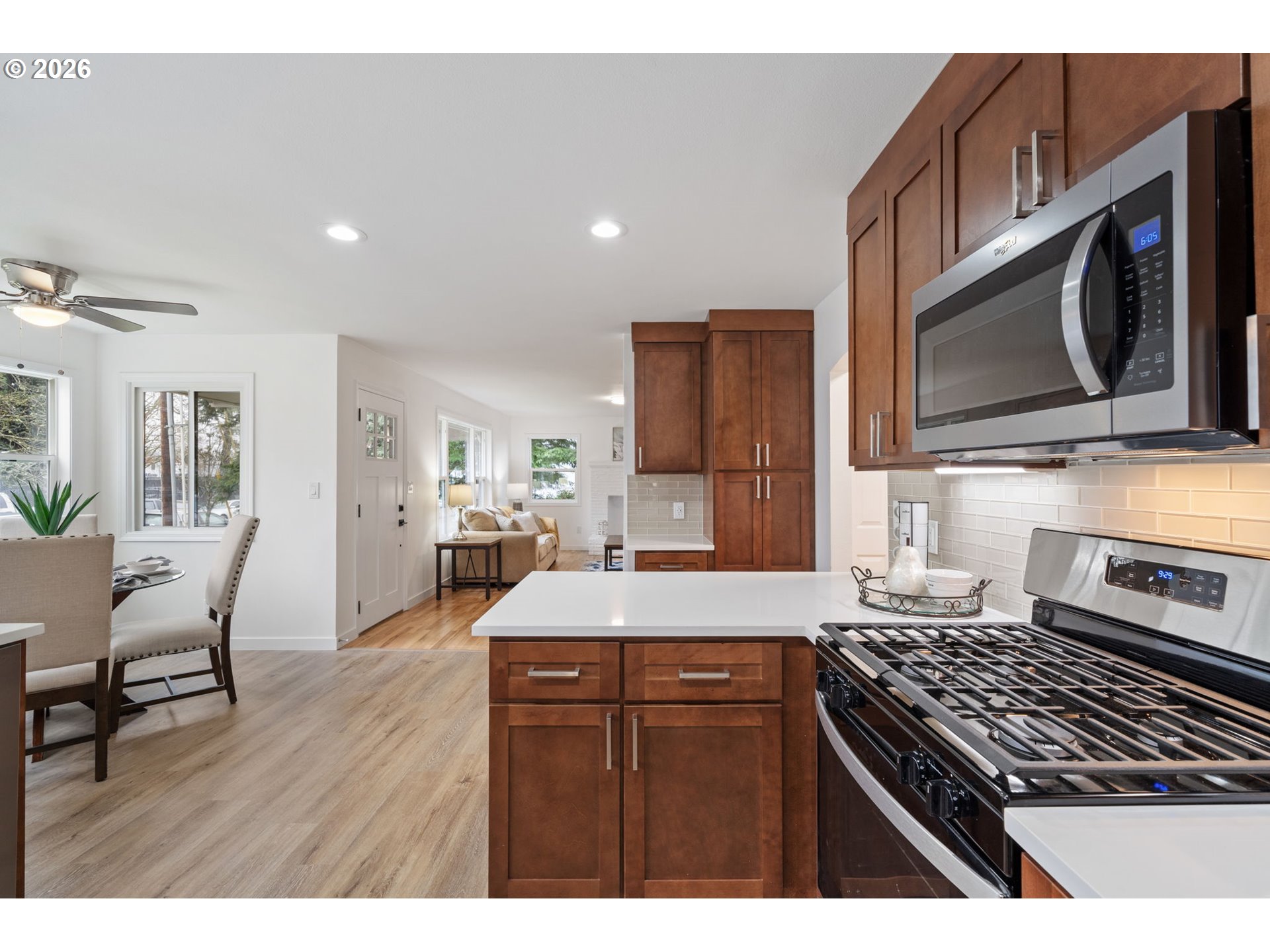 4175 Southwest Tualaway Avenue Beaverton, OR 97005 - Photo 9 of 45