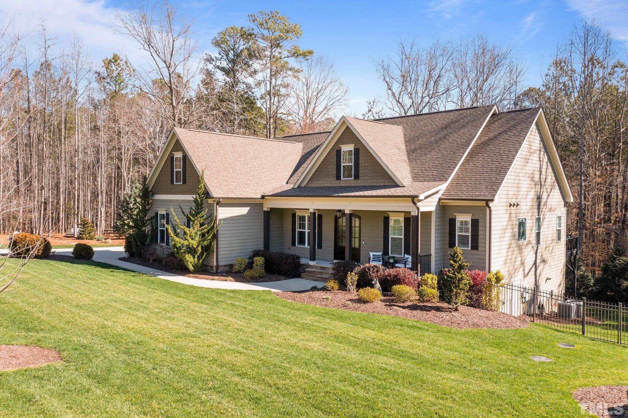 9508 Oakhurst Court Raleigh, NC 27614 - Photo 4 of 67 Gallery Image 4