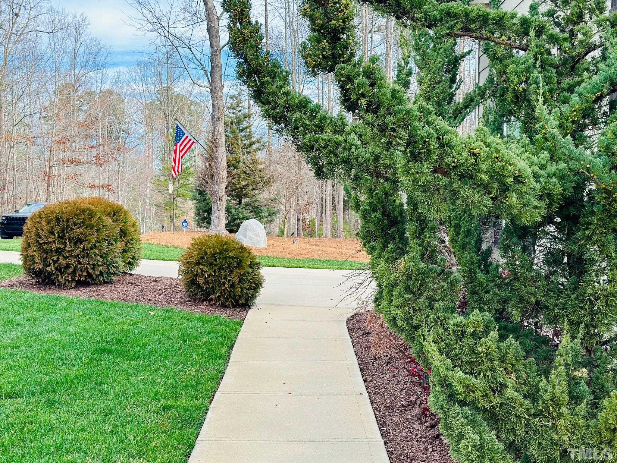 9508 Oakhurst Court Raleigh, NC 27614 - Photo 7 of 67 Beautifully landscaped, just waiting for the perfect buyer to call home.