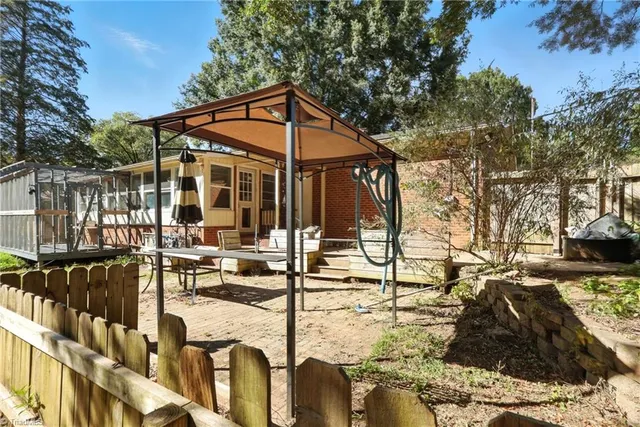 $289,000 | 2311 Bonnie Lane, Summerfield, NC 27358