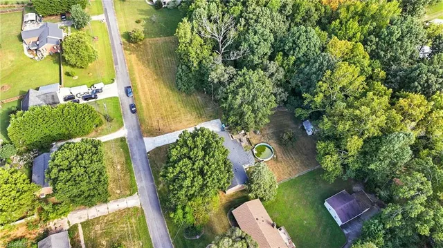 $289,000 | 2311 Bonnie Lane, Summerfield, NC 27358