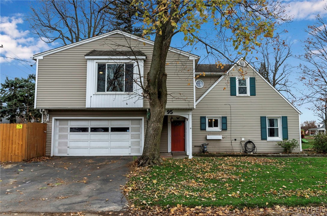 95 Koenig Road Tonawanda Town, NY 14150 - Photo 2 of 27