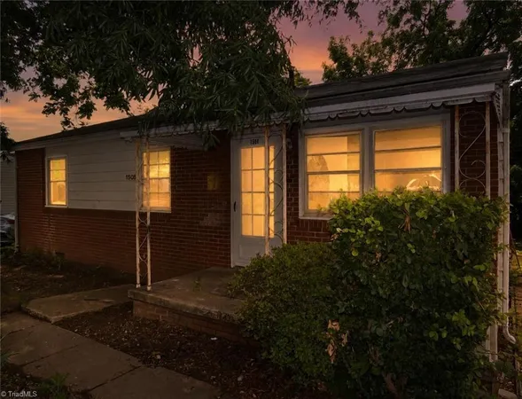 $160,000 | 1508 18th Street, Greensboro, NC 27405