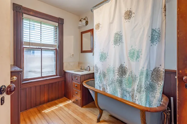 $480,000 | 118 Walnut Street, Manchester, NH 03104