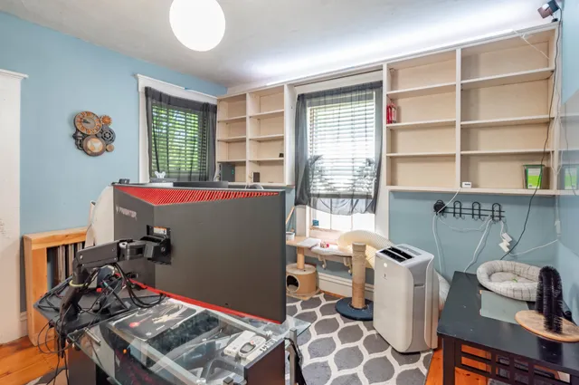 $480,000 | 118 Walnut Street, Manchester, NH 03104