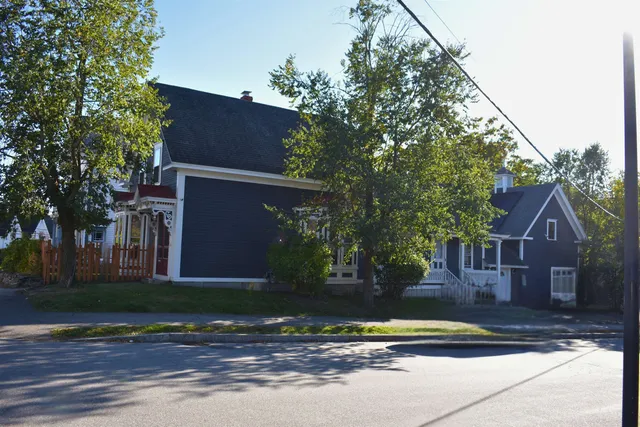 $480,000 | 118 Walnut Street, Manchester, NH 03104