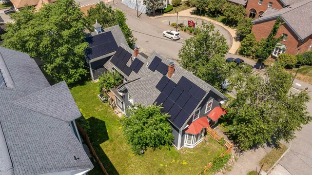 $480,000 | 118 Walnut Street, Manchester, NH 03104