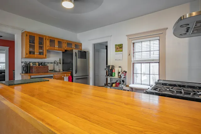 $480,000 | 118 Walnut Street, Manchester, NH 03104