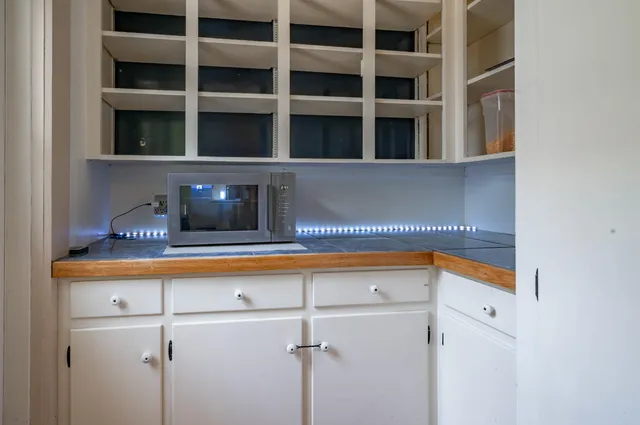 $480,000 | 118 Walnut Street, Manchester, NH 03104