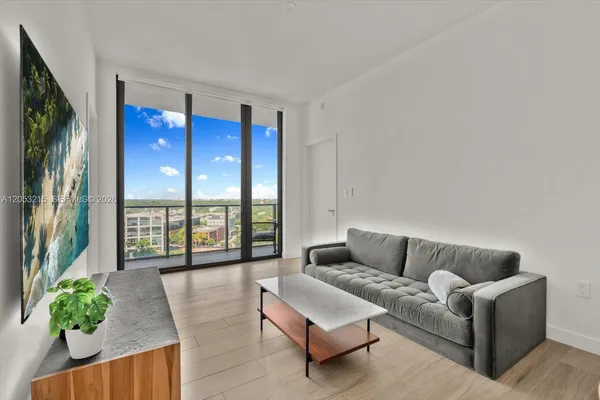 $10,000 | 2678 Tigertail Avenue, Unit 1605, Miami, FL 33133