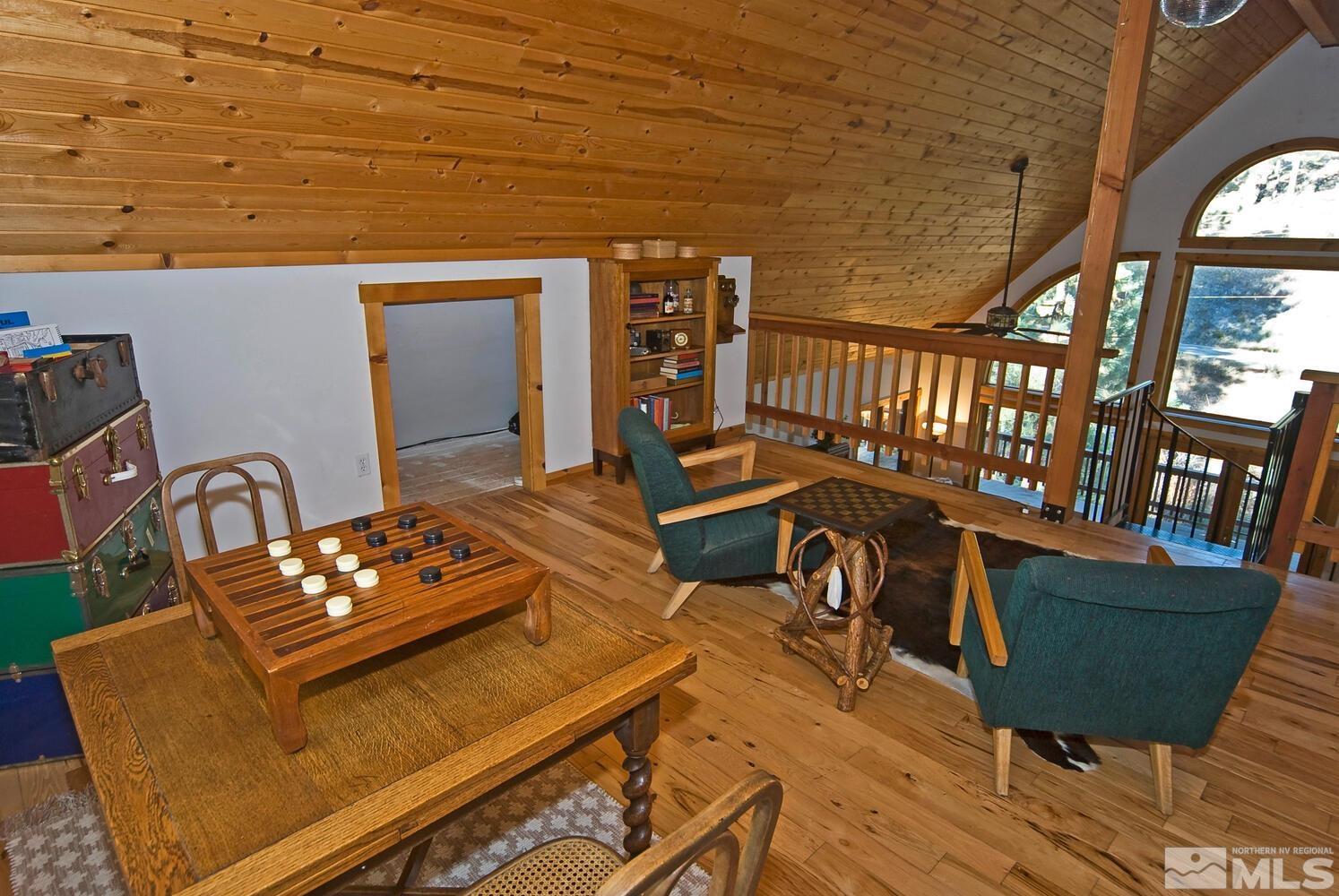 125 Pleasant Valley Road Markleeville, CA 96120 - Photo 21 of 36 a living room with furniture