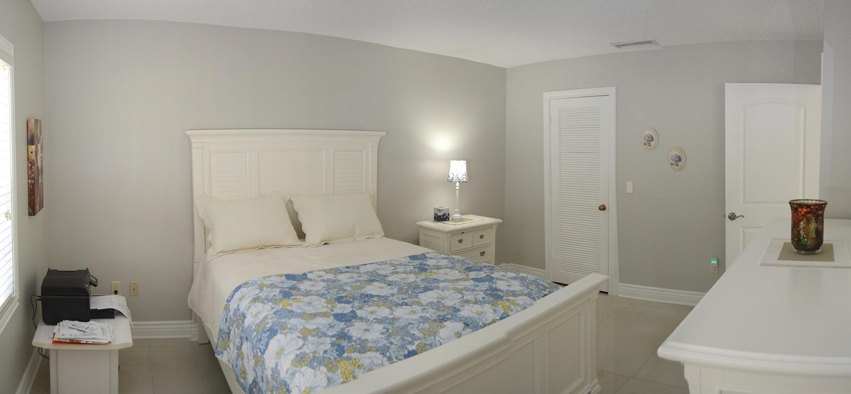 21945 Arriba Real, Unit 21B Boca Raton, FL 33433 - Photo 20 of 30 Guest Bedroom
