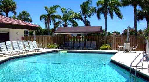 21945 Arriba Real, Unit 21B Boca Raton, FL 33433 - Photo 30 of 30 Community Pool