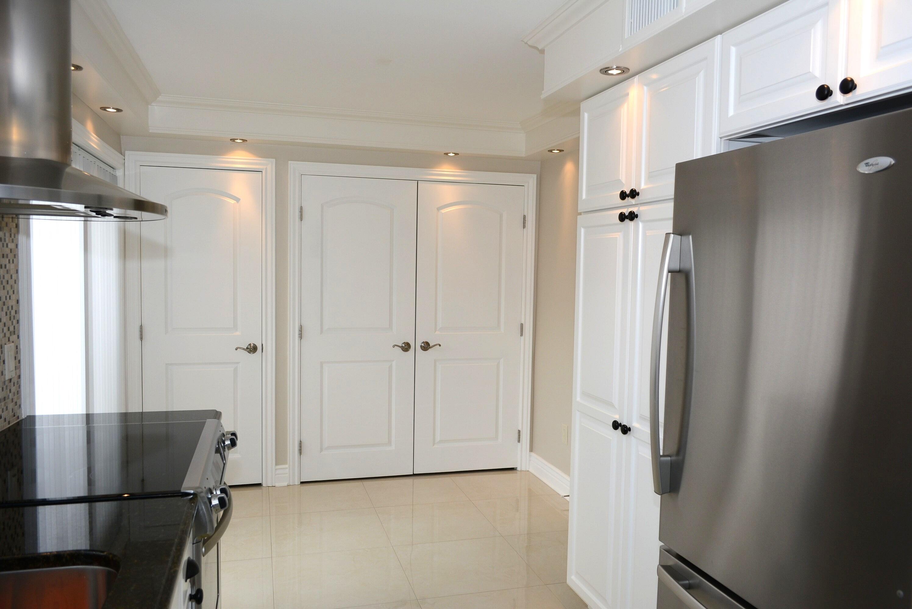 21945 Arriba Real, Unit 21B Boca Raton, FL 33433 - Photo 4 of 30 Kitchen View Laundry