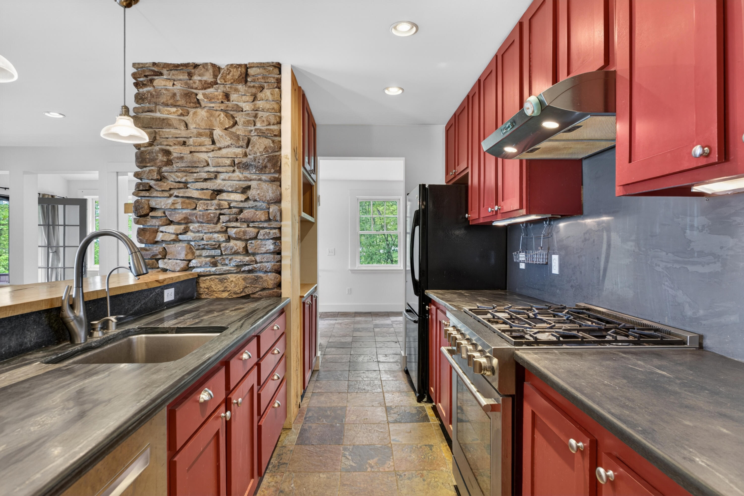 526 Belfast Road Camden, ME 04843 - Photo 15 of 90 526 Belfast Rd_0158