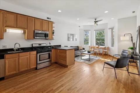 $200,000 | 6135 South Drexel Avenue, Unit 4B, Chicago, IL 60637